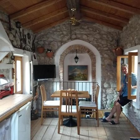 Il Rustico Di Peri Villa Exterior photo